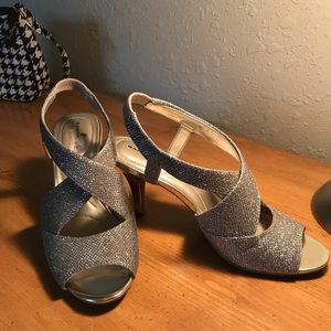 Women’s dress shoes